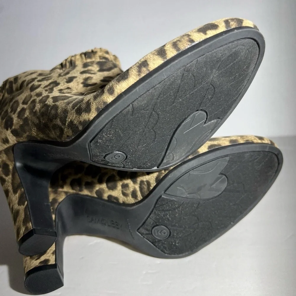 Sam & Libby Selena leopard print heeled bootie size 9 cushioned insole